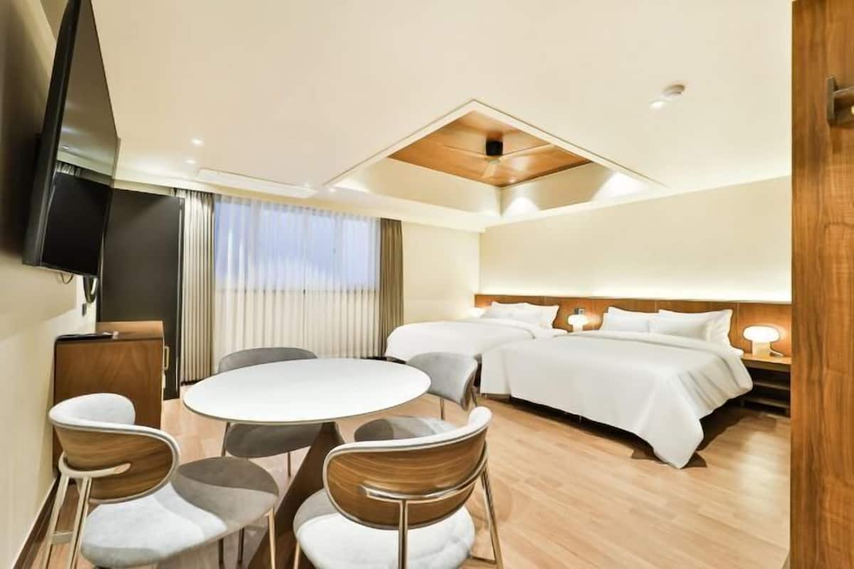 1 bedroom, soundproofing, free WiFi, bed sheets
