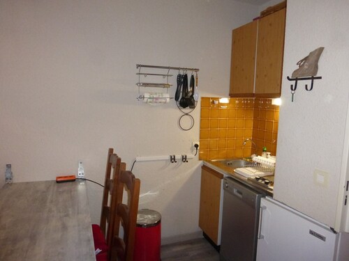 Comfortable studio for 4 with balcony and parking in Sauze