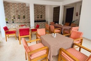 Daily continental breakfast (INR 250 per person)