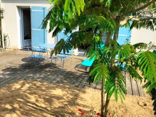 Maison 3 chambres près de la plage avec jardin privé et parking