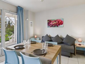 Interior - Charming house with air conditioning, parking and terrace in Marseillan-Plage (Marseillan-Plage)