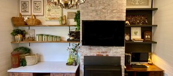 Korumburra Farmhouse - gateway to Wilson’s Prom and Inverloch. Pet friendly!