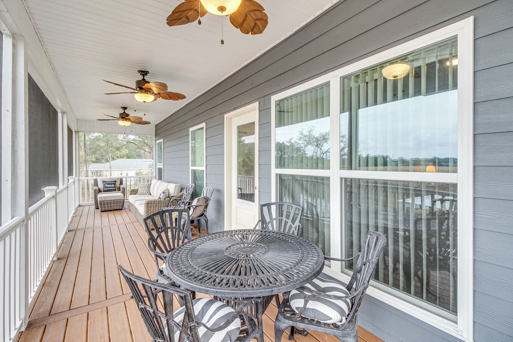 Dock & Fire Pit: Waterfront Midway Retreat! - Liberty County, GA