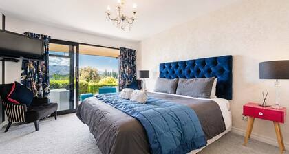 Tekapo King Room | Lake + Mountain Views | Pukaki