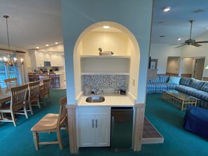 Smart-TV, peis og DVD-spiller