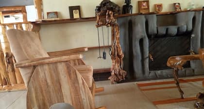 Gorgeous farmhouse with WiFi in Burguret,Nanyuki in Kenya for a relaxing getaway
