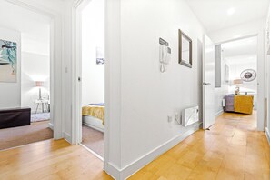 Interior - The City Suite- 2 Bedroom Blissful Apartment in Leicester City Centre (Leicester)