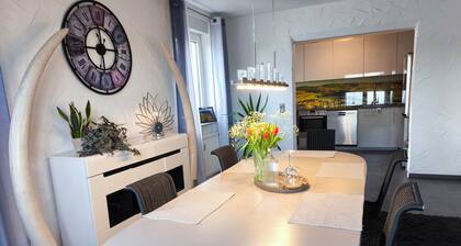Ferienhaus TLA Goldgrube - 5 Zimmer auf 140 m2 am Fluss