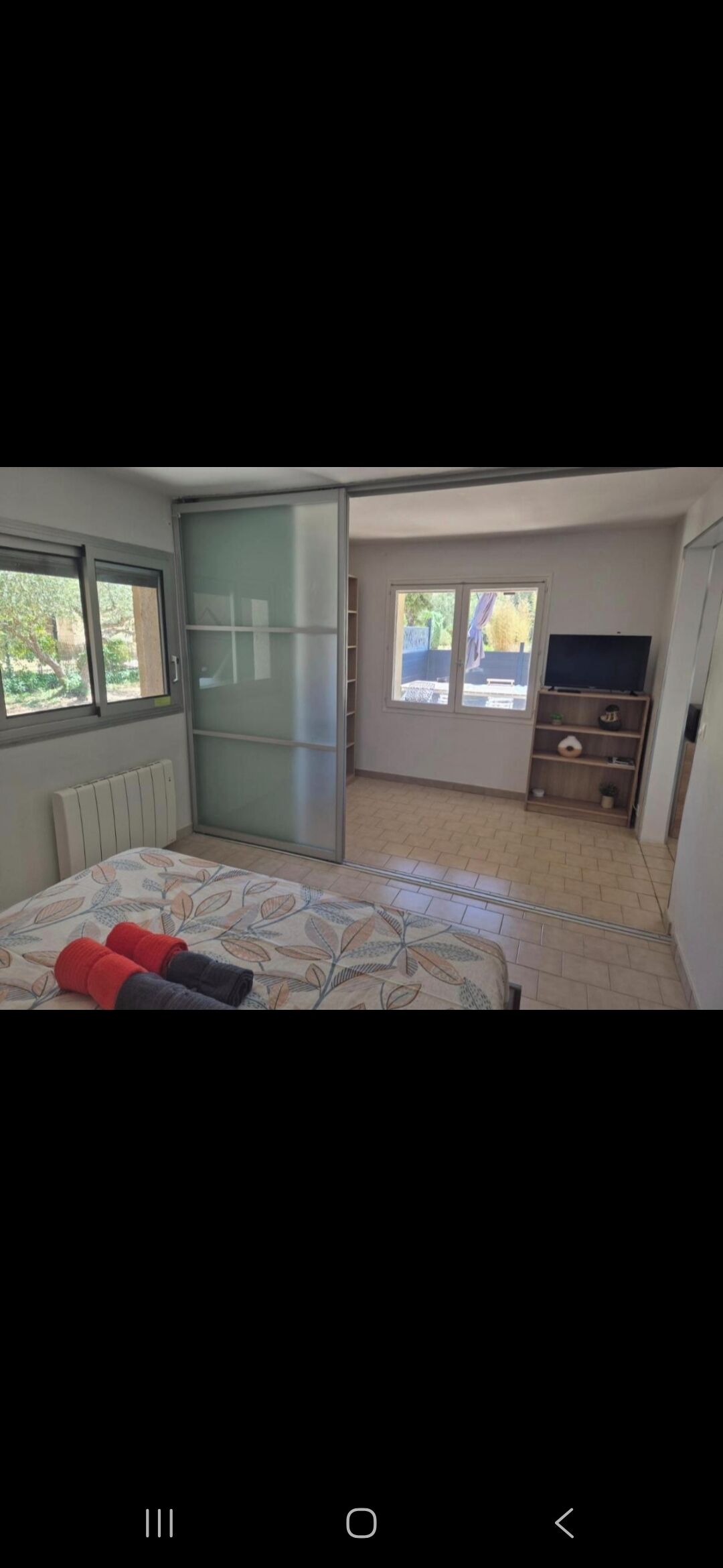 1 dormitori, wifi i roba de llit 