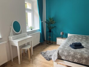 1 chambre, fer et planche à repasser, Wi-Fi, draps fournis