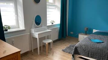 1 bedroom, iron/ironing board, WiFi, bed sheets