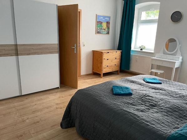 1 bedroom, iron/ironing board, WiFi, bed sheets