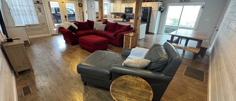 Smart-tv, tafelvoetbal en boeken