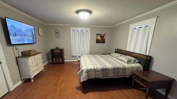 2 Schlafzimmer, Bügeleisen/Bügelbrett, kostenloses WLAN, Bettwäsche