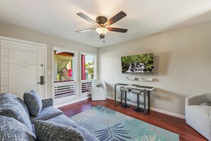 Smart TV - Last Minute SALE! Newly Upgraded 2 Bedroom on Kauai's East Side - Steps to Ocean (Kapaa)