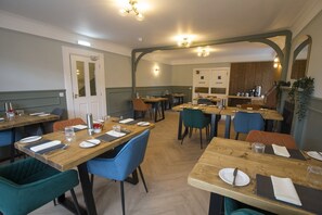 Komplett frokost i helgene (GBP 13.50 per person)