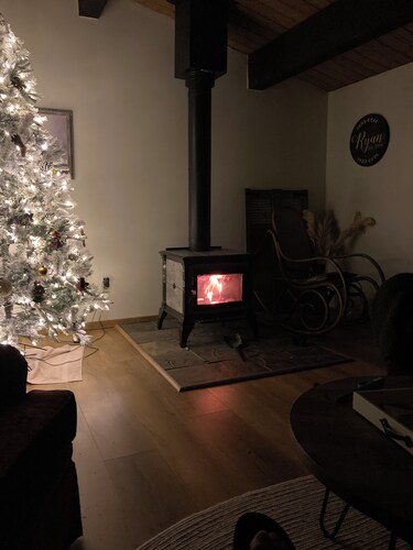  Cozy 2-bedroom cottage in Jacksonport close to Cave Point and Whitefish Dunes.