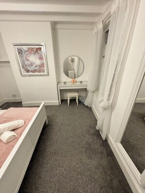 3 bedrooms, free WiFi