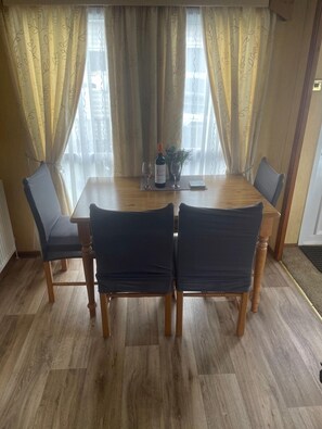 Dineren