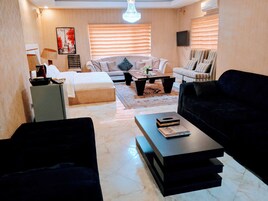 行政客房, 公园景观 | 办公桌、笔记本电脑工作区、隔音、免费 WiFi