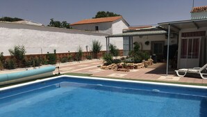 Outdoor pool - Endless Love B & B Cinco Casas (Cinco Casas)