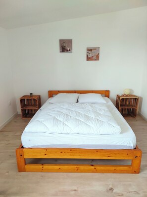 3 chambres, bureau, Wi-Fi gratuit