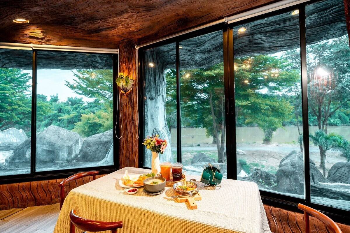 ห้องพัก, วิวแม่น้ำ (Groot, Panorama, with Jacuzzi) | Wi-Fi ฟรี