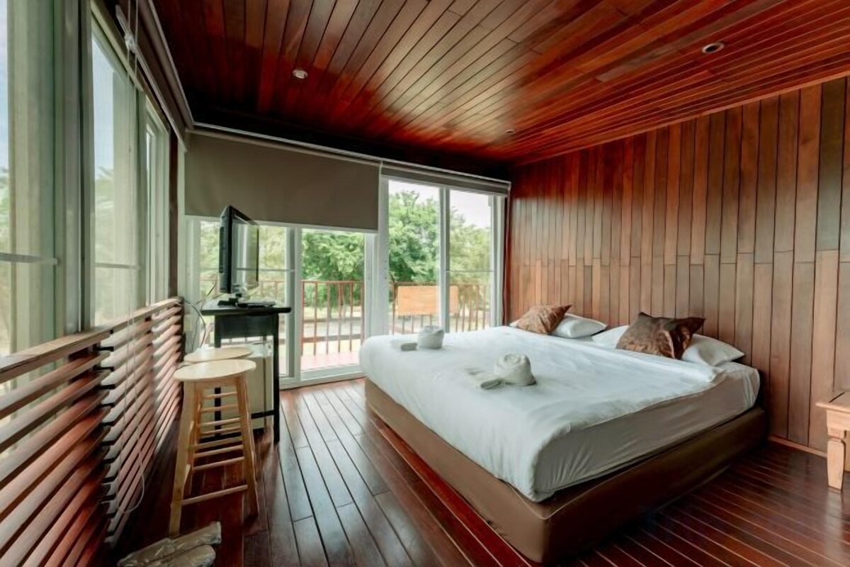 In-room safe, blackout drapes, cribs (free), WiFi (free)