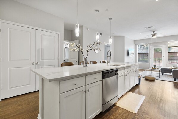 Interior - Bright 2BR Flat w/ Balcony + Pool | Walk to SoCo (Austin)