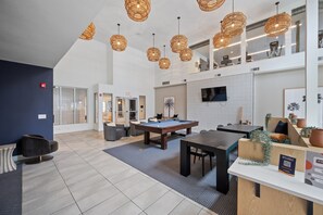 Spielezimmer
