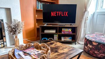 Smart TV, fireplace, video games, offices