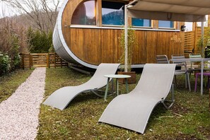 Outdoor dining - Cottage-Private Bathroom-Little Coccinelle 4p (Sainte-Croix-aux-Mines)