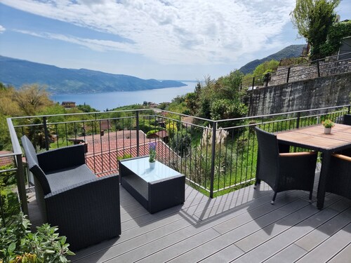 Dream view of Lake Garda