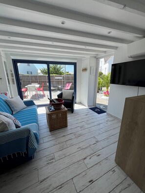 Smart-TV, Stereoanlage