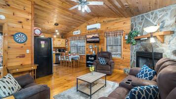 TV connectée, cheminée