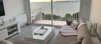 RARE DOUBLE SEA VIEW crossing: 180° bay of ROYAN and 180° on St Georges