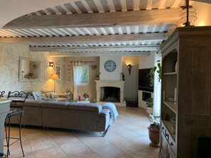 Living area - Villa 8 people pool South Luberon near Aix-en-Provence (Pertuis)