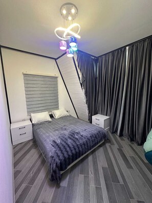 3 bedrooms, iron/ironing board, WiFi