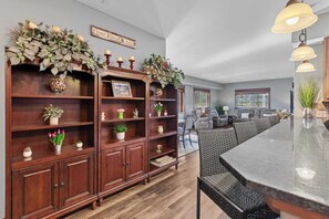 Interior - Riverstone Village—Spacious 2nd Floor Corner Unit w/ Wrap-Around Patio (Coeur d'Alene)