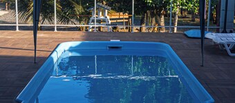 Spacious house with private pool and sea views. Vila da Gloria SFS SC