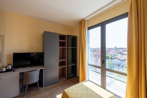 Soundproofing, free WiFi, wheelchair access