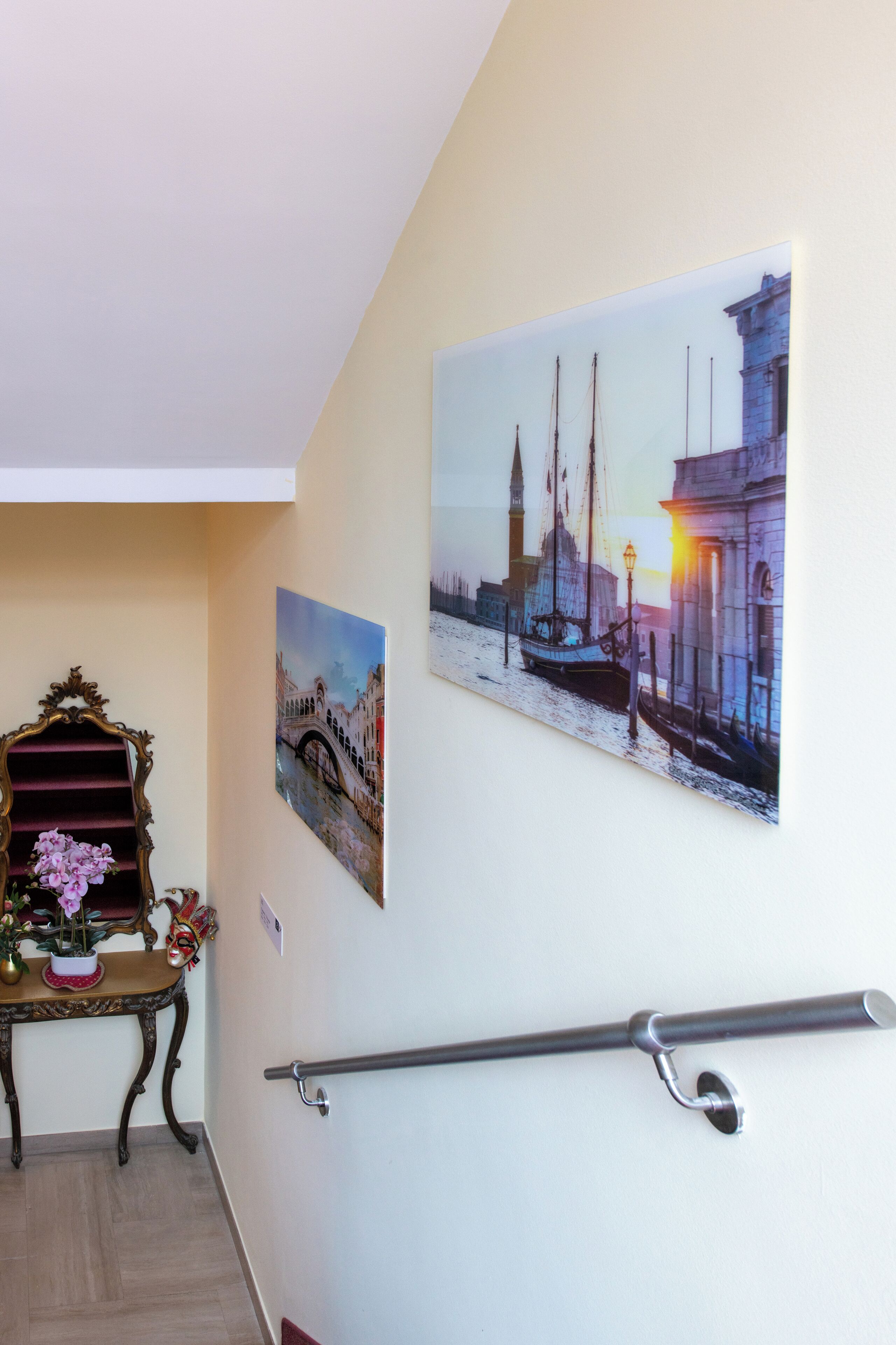 Photo - Hotel Ambasciata Venice - Atika & Atif