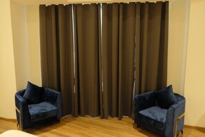 Executive Suite | In-room safe, free WiFi, bed sheets