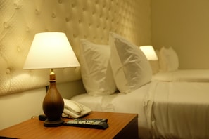 Family Suite | In-room safe, free WiFi, bed sheets - Villa Isabel Hotel (Sorsogon City)