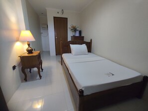 Standard Single Room, Pool View | In-room safe, free WiFi, bed sheets