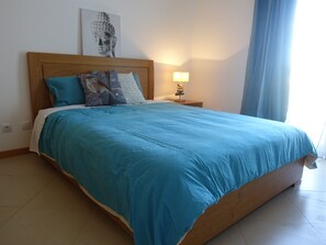 1 bedroom, iron/ironing board, travel cot, WiFi - Apartment opposite the Ria Formosa and the beach, in a private condo with swimming pool (Cabanas de Tavira)