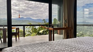 1 bedroom, in-room safe, desk, iron/ironing board