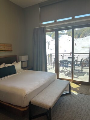 4 Schlafzimmer, Bügeleisen/Bügelbrett, WLAN, Bettwäsche