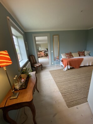 6 Schlafzimmer, Bügeleisen/Bügelbrett, kostenloses WLAN, Bettwäsche