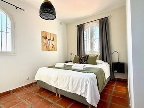 3 bedrooms, iron/ironing board, travel cot, WiFi